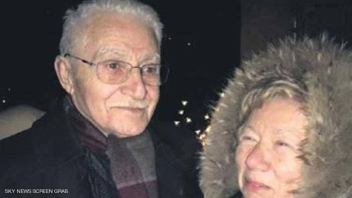 عجوز يبلغ من العمر 85 عامًا يقتل زوجته البالغة من العمر 76 عامًا بسبب "الغيرة"